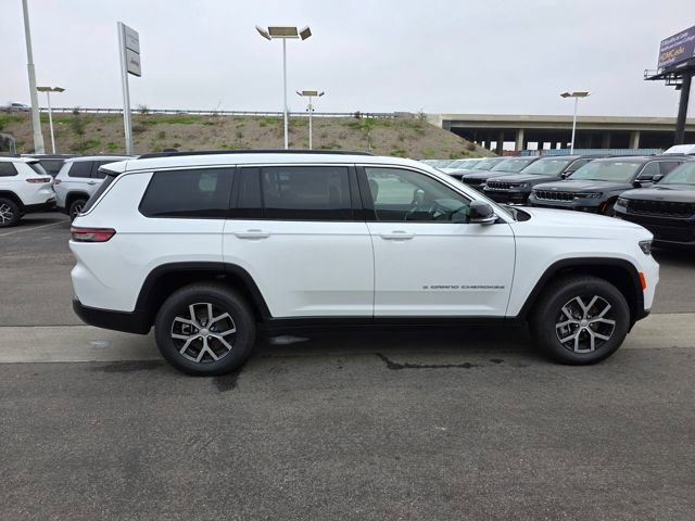 New 2025 Jeep Grand Cherokee L Limited w/ Trailer Tow Package image 8