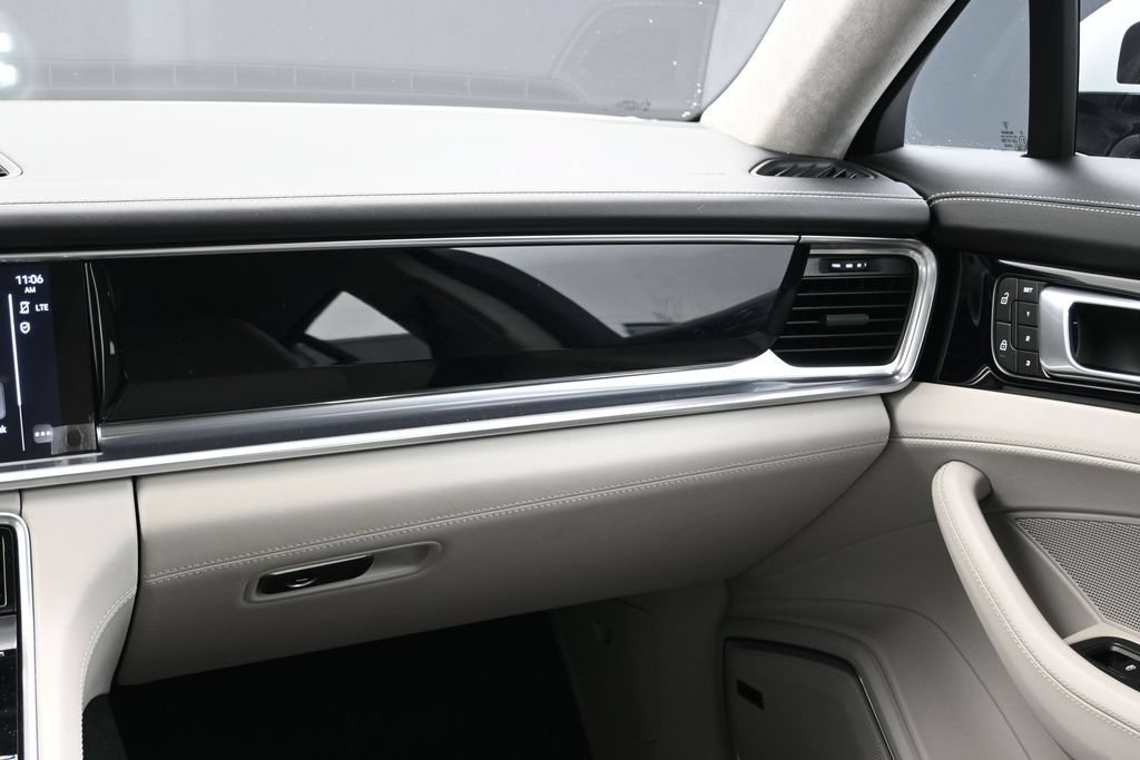 Certified 2023 Porsche Panamera GTS AWD/4WD image 23