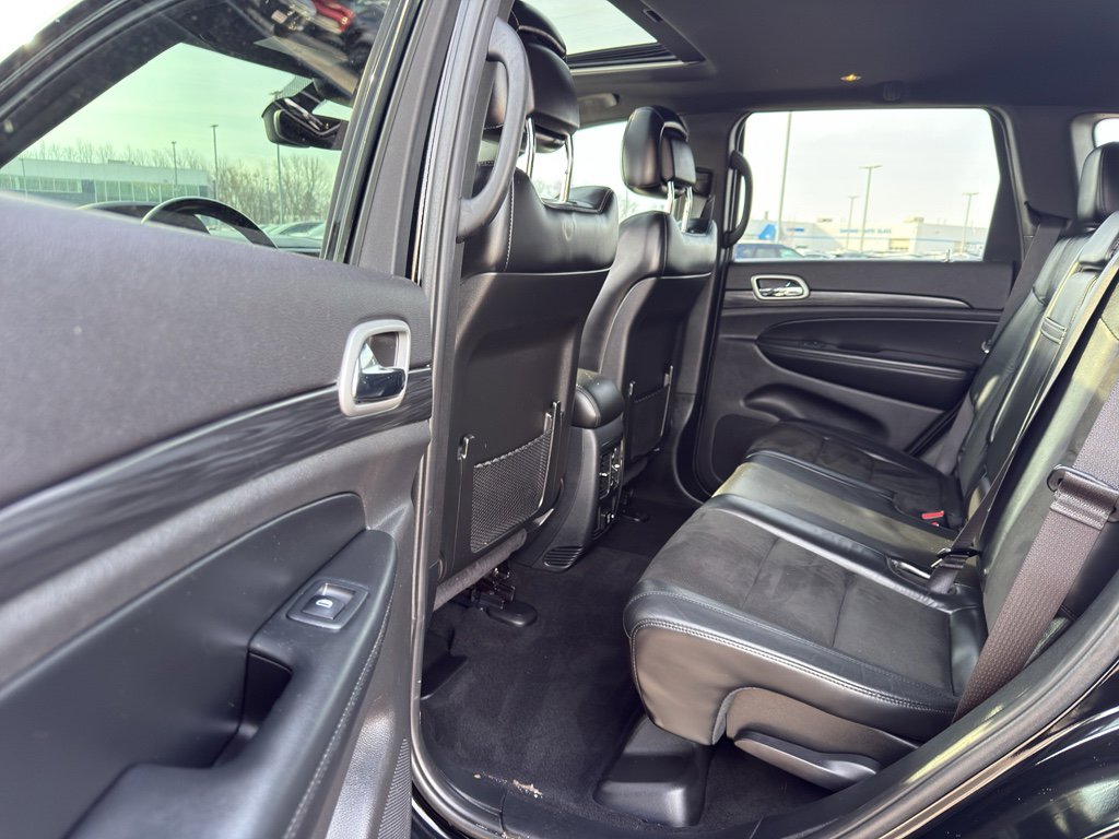 Used 2019 Jeep Grand Cherokee Altitude image 30