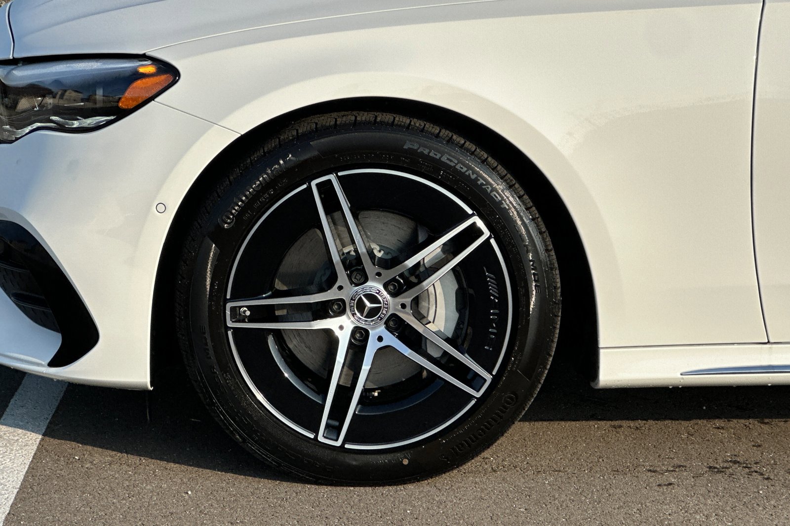 New 2026 Mercedes-Benz E 350 4MATIC Sedan image 25