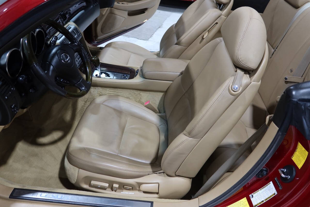 Used 2006 Lexus SC 430 Convertible RWD image 18
