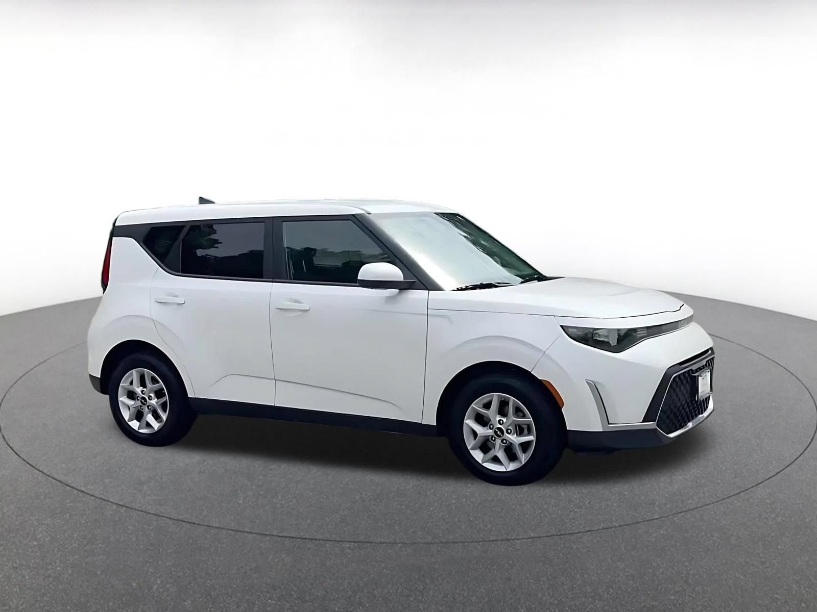 Used 2025 Kia Soul LX w/ LX Technology Package FWD video 2
