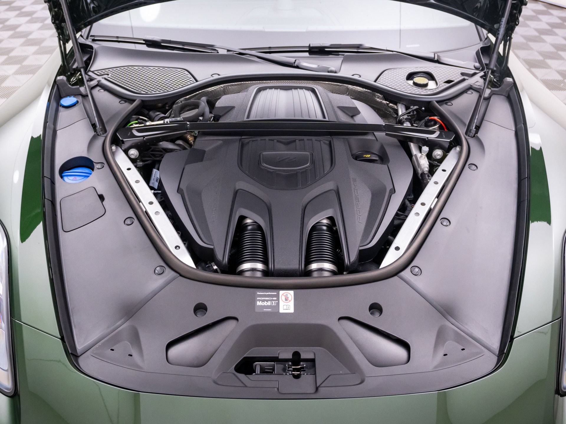 New 2026 Porsche Panamera 4 AWD/4WD image 26