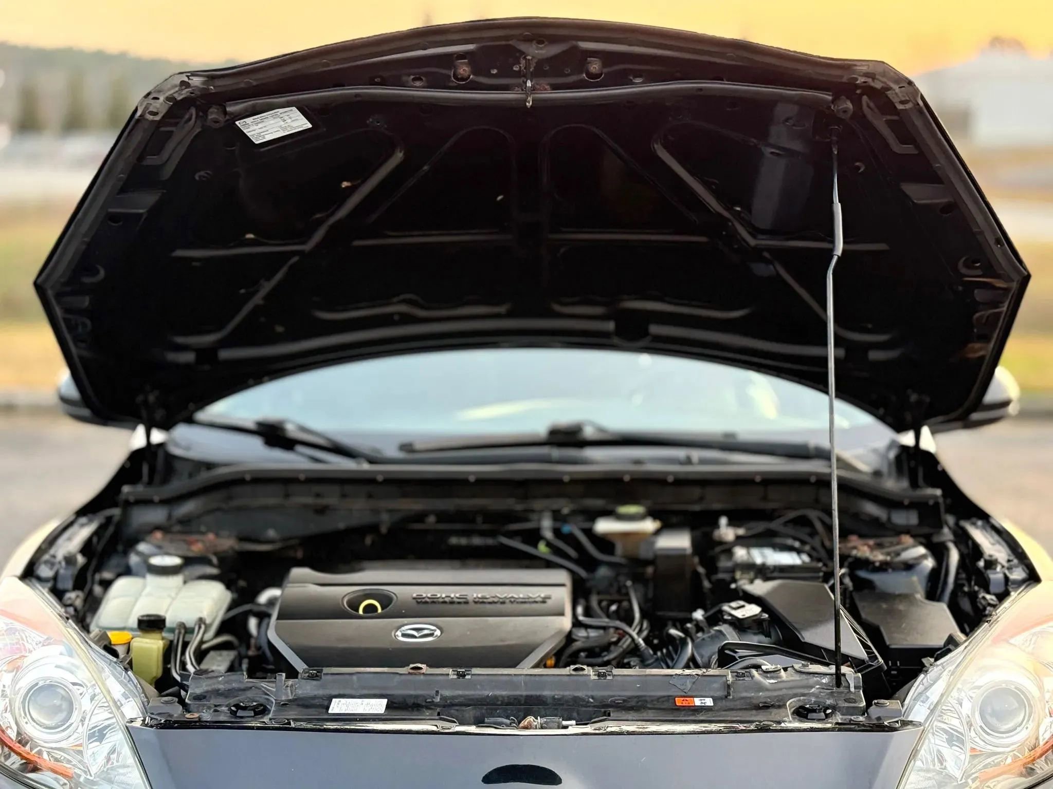 Used 2010 MAZDA MAZDA3 i Sport image 28