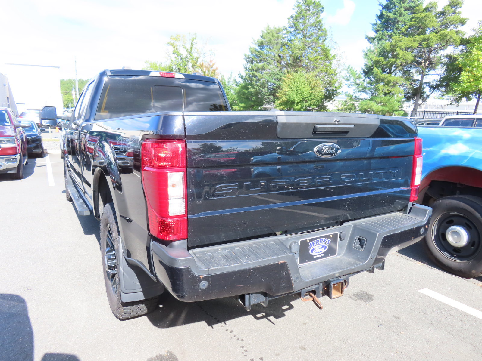 Used 2022 Ford F350 XLT w/ Black Appearance Package AWD/4WD image 6