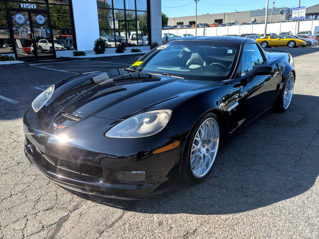 Used 2005 Chevrolet Corvette Coupe w/ Preferred Equipment Group image 2