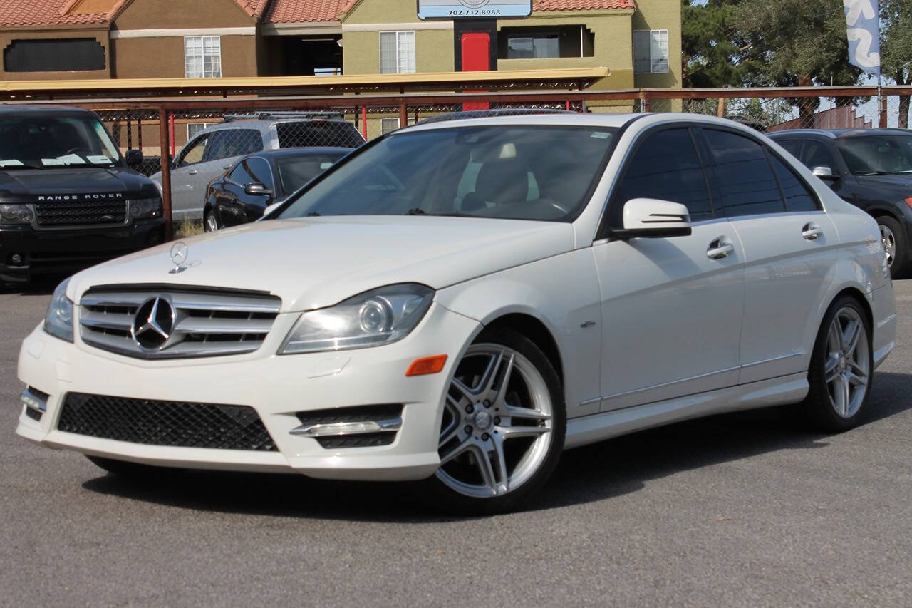 Used 2012 Mercedes-Benz C 250 Sedan image 4