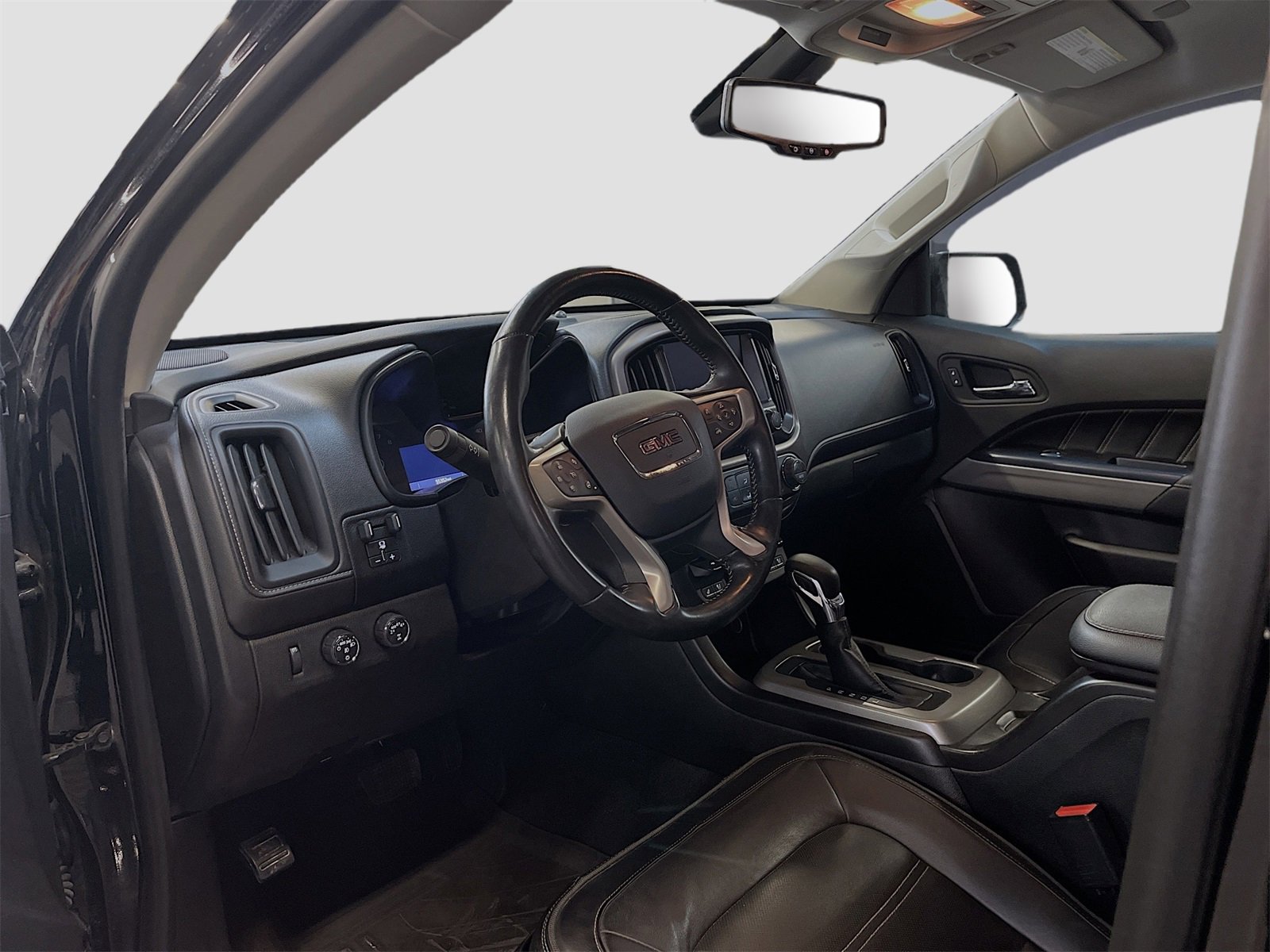 Used 2021 GMC Canyon Denali image 9