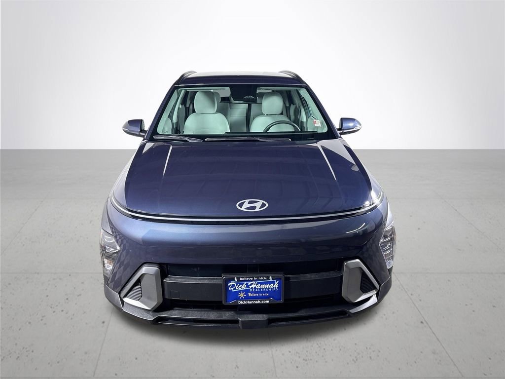 Used 2025 Hyundai Kona SEL AWD/4WD image 3