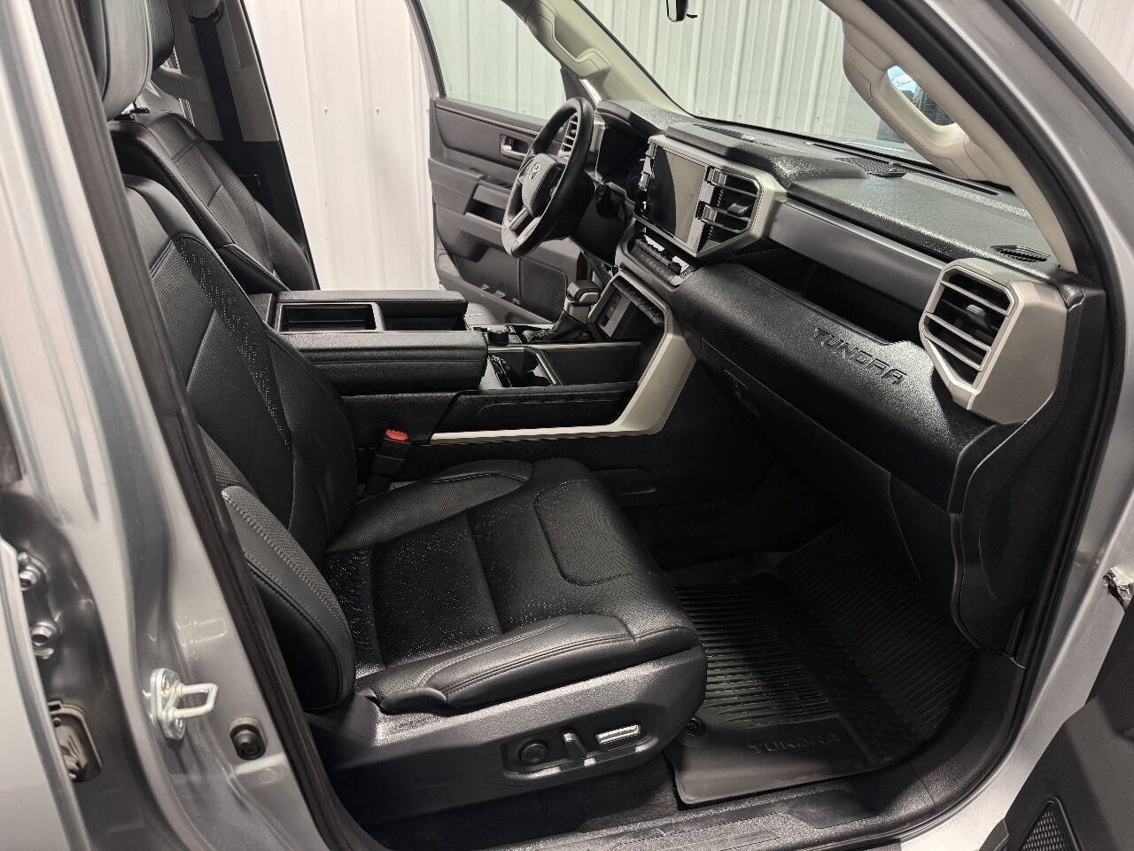 Used 2024 Toyota Tundra SR5 w/ SR5 Premium Package AWD/4WD image 15
