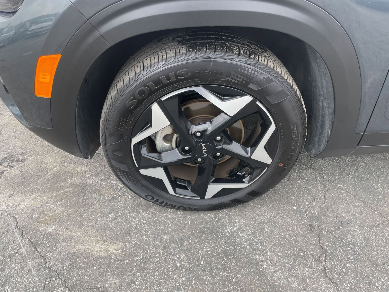 Used 2025 Kia Seltos S image 32