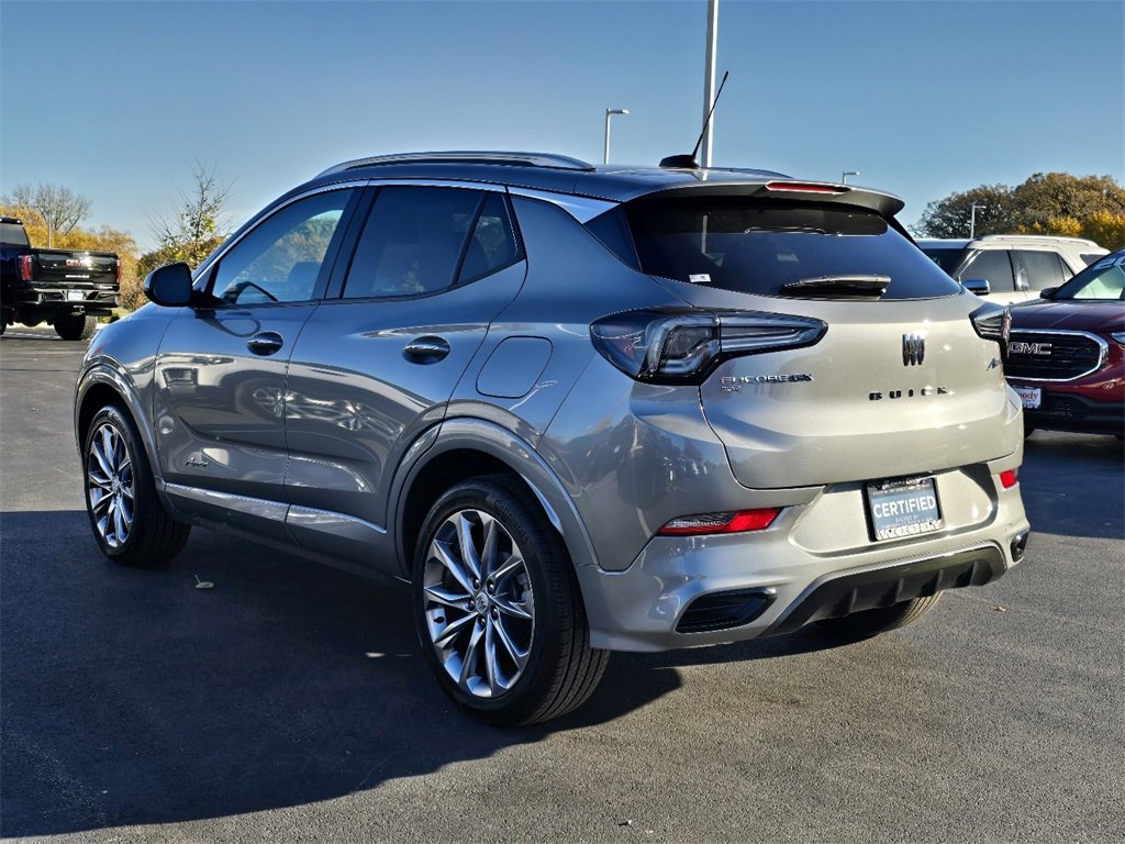 Certified 2024 Buick Encore GX Avenir image 6