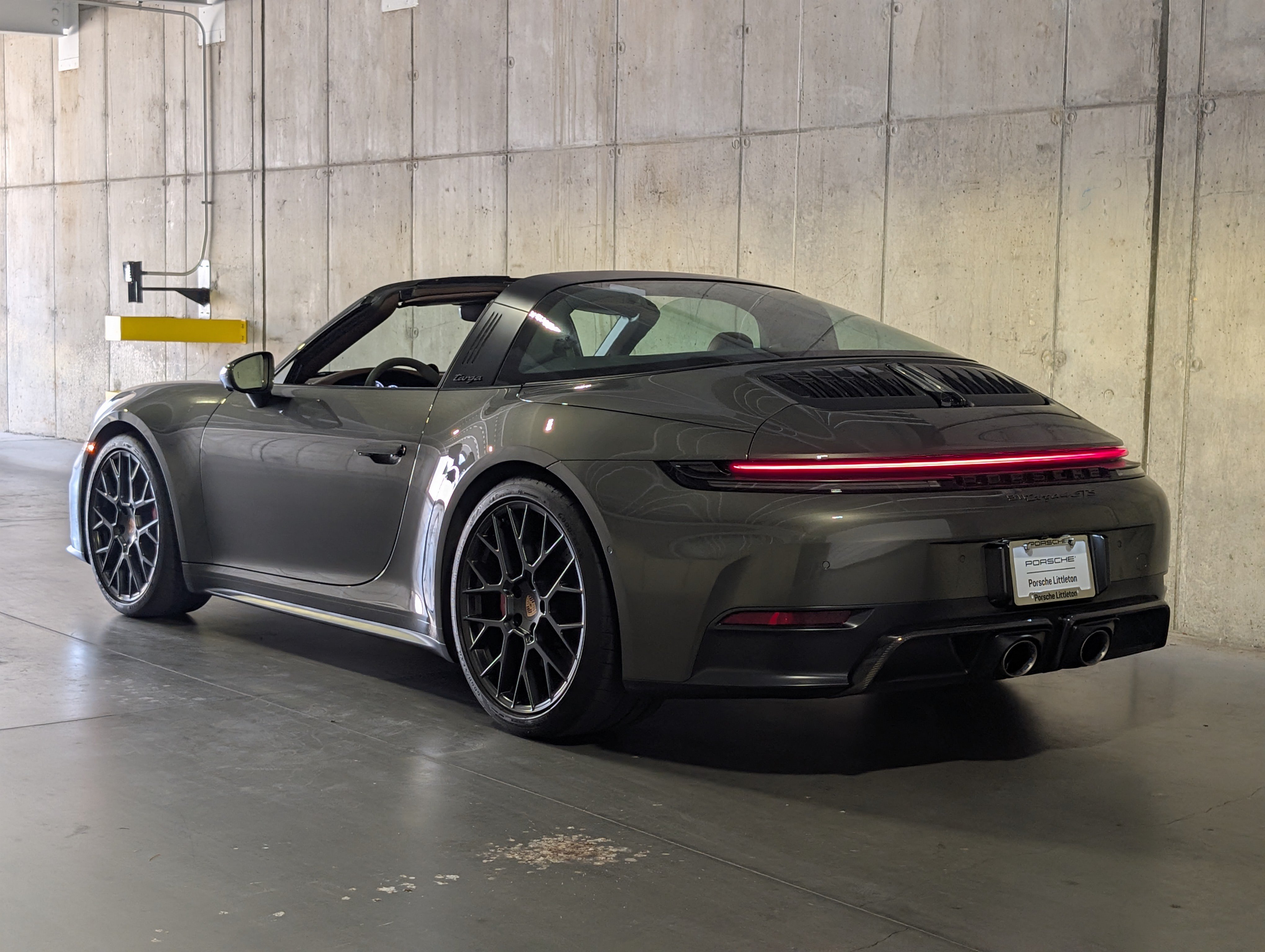 Used 2026 Porsche 911 Targa 4 GTS AWD/4WD image 3