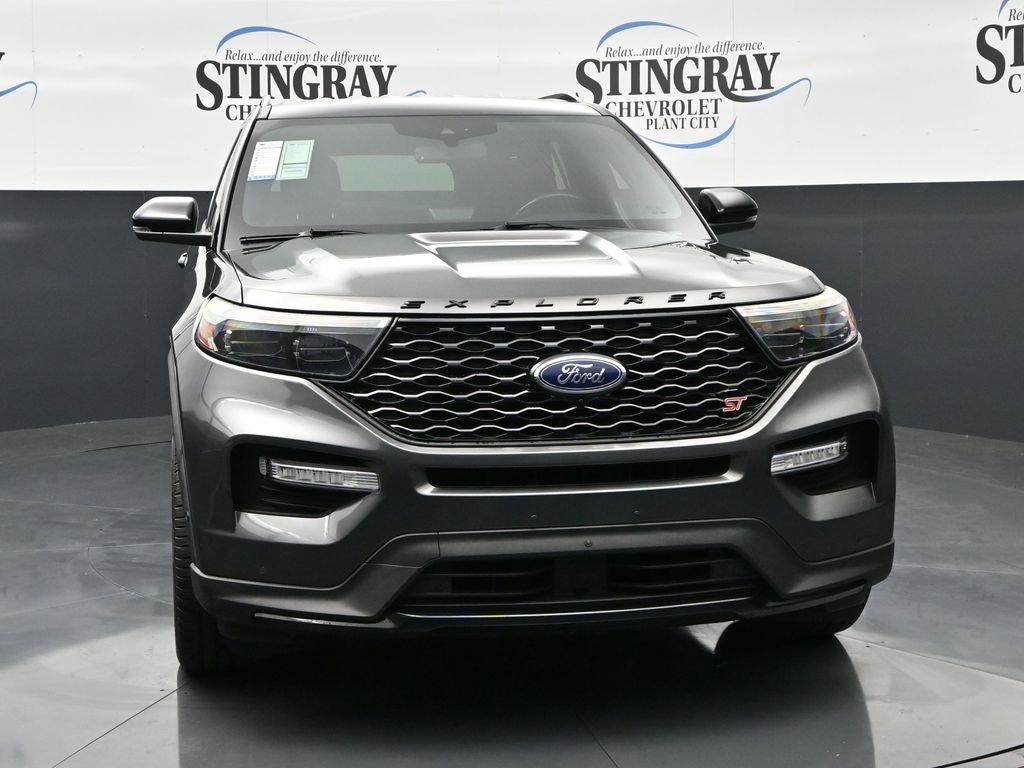 Used 2020 Ford Explorer ST w/ ST Street Pack image 2