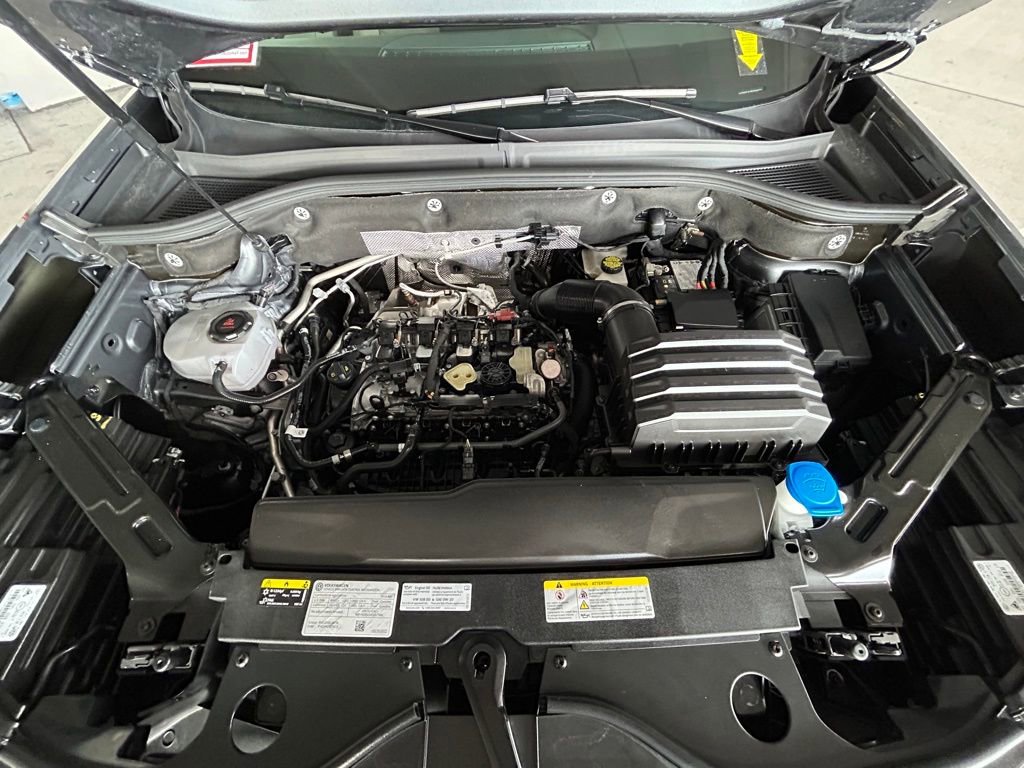 Used 2024 Volkswagen Atlas SE image 28