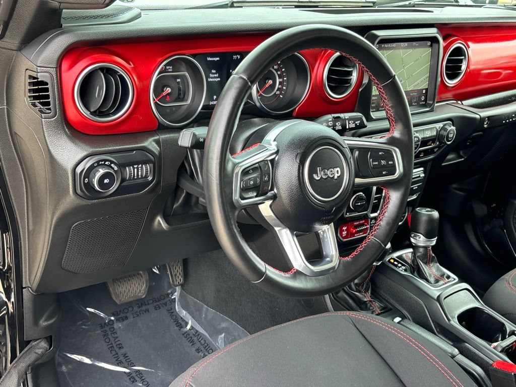 Used 2022 Jeep Wrangler Unlimited Rubicon w/ LED Lighting Group AWD/4WD image 10