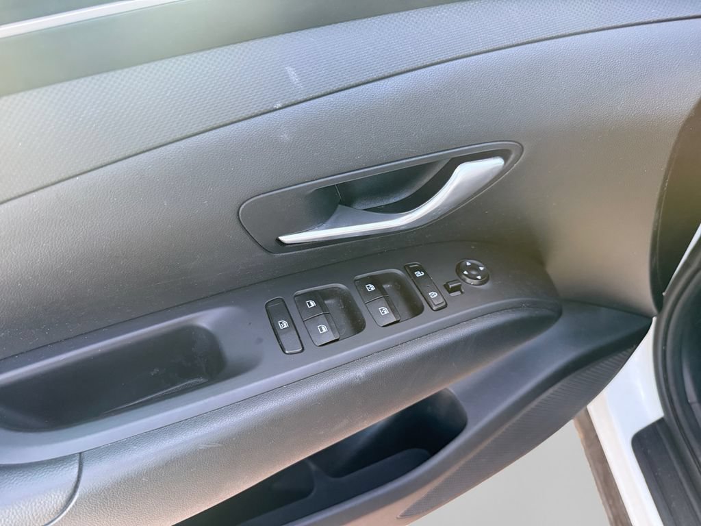 Used 2024 Hyundai Tucson SEL FWD image 19