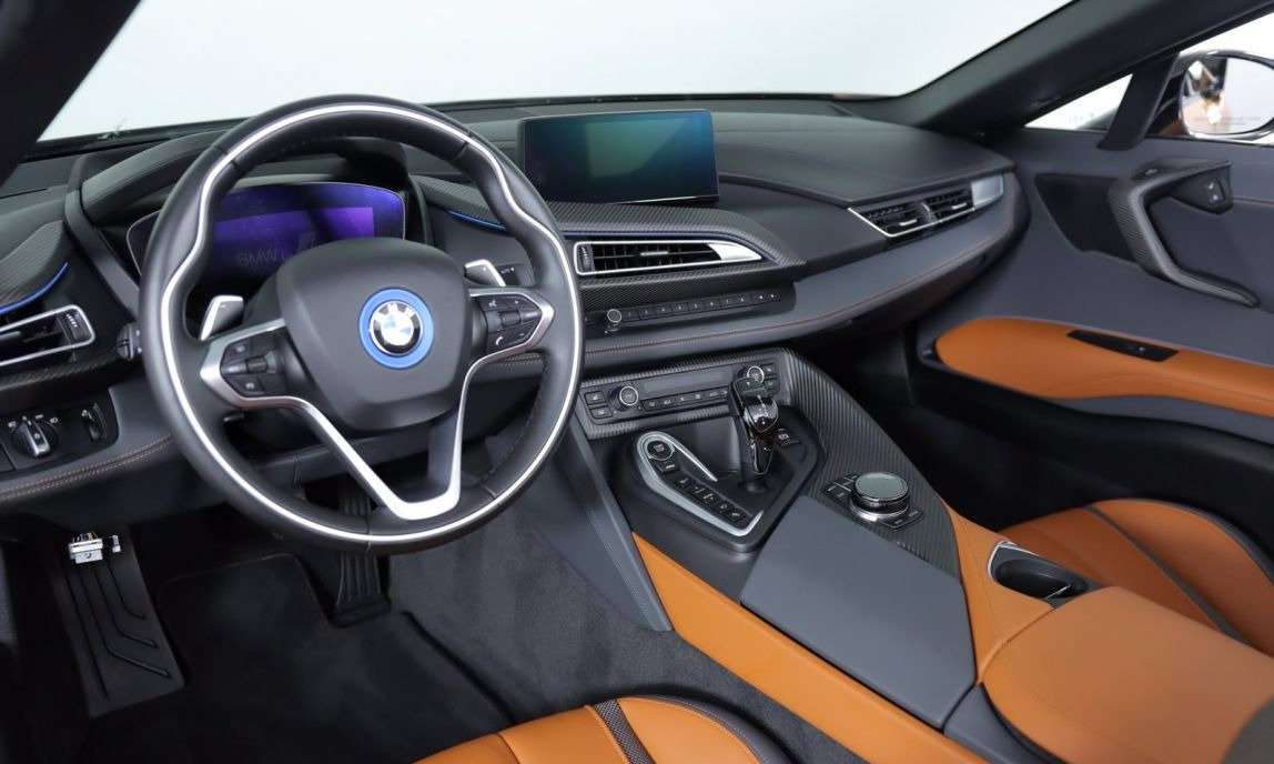 Used 2019 BMW i8 Roadster AWD/4WD image 3