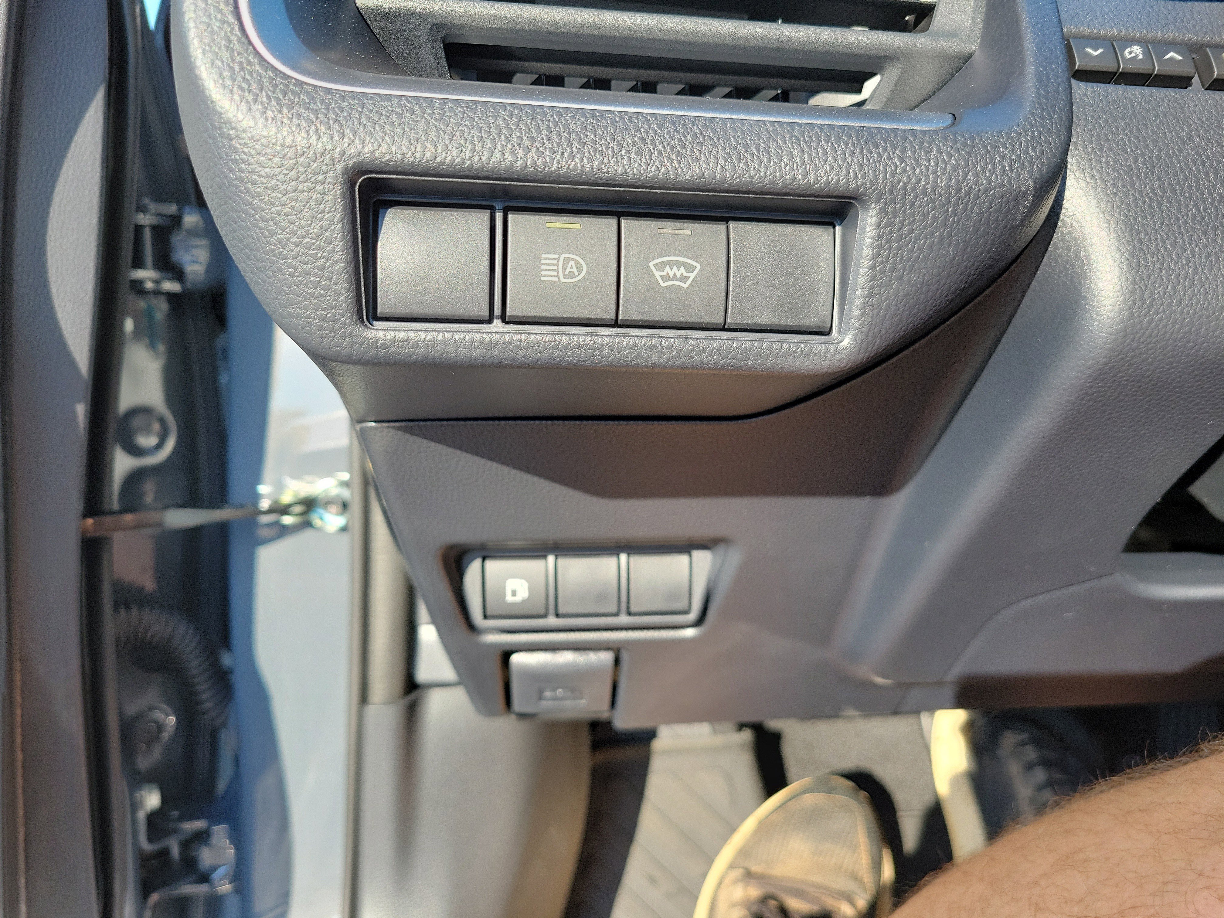 New 2026 Toyota Prius LE image 29
