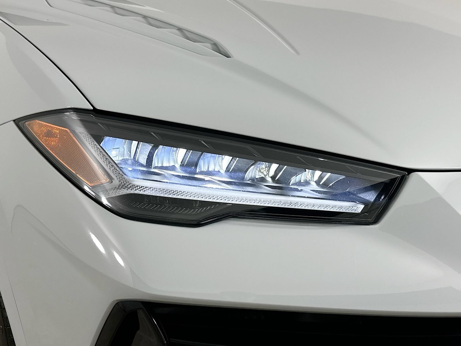 Used 2024 Lamborghini Urus S AWD/4WD image 10