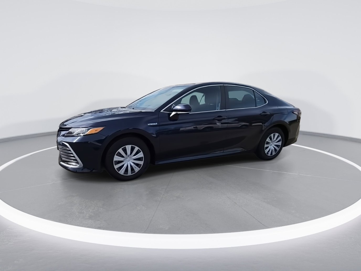 Used 2021 Toyota Camry LE w/ Cold Weather Package image 7