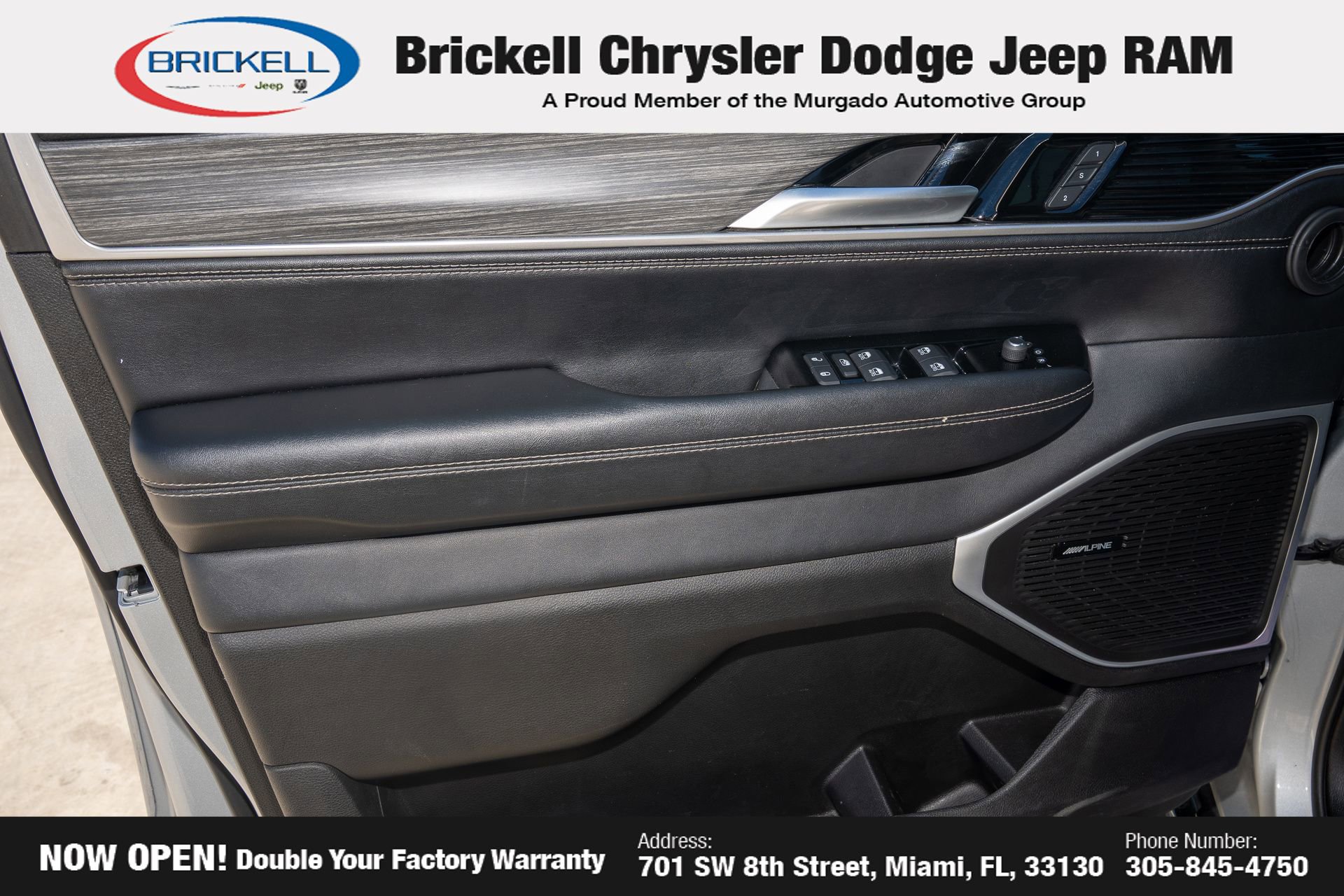 Used 2024 Jeep Wagoneer L Series II w/ Flexible Seating Group image 10