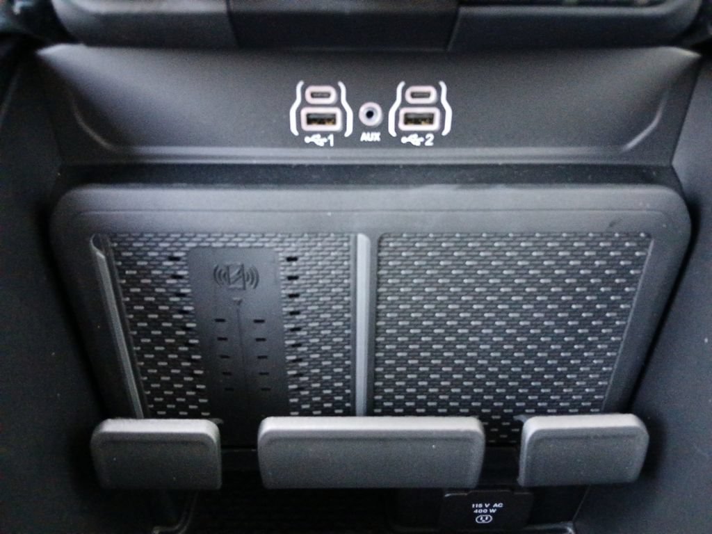 New 2026 RAM 1500 Big Horn AWD/4WD image 6