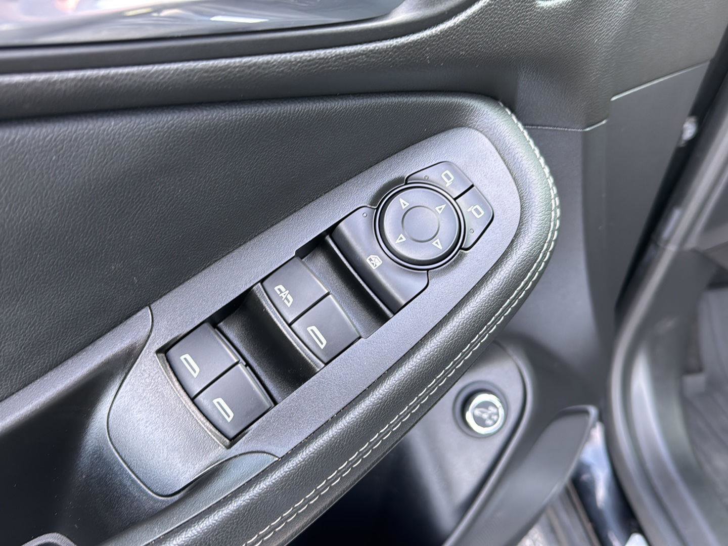 Used 2022 Buick Encore GX Essence image 28