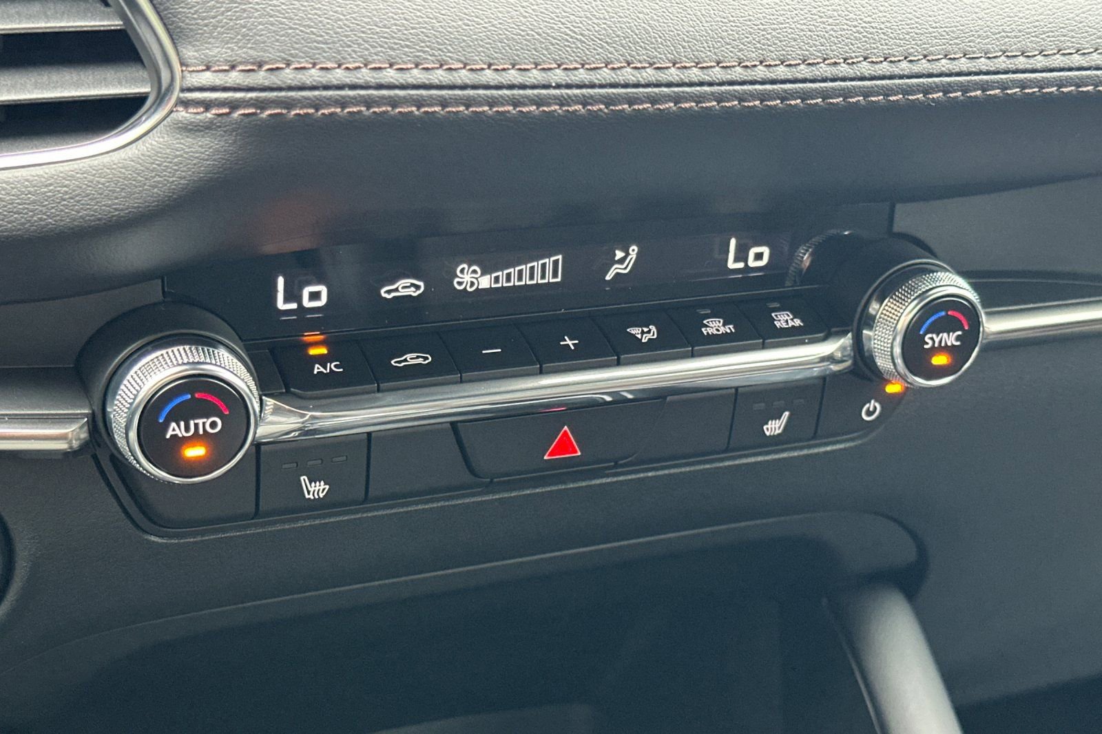 New 2026 MAZDA MAZDA3 2.5 S Hatchback w/ Premium Pkg image 19