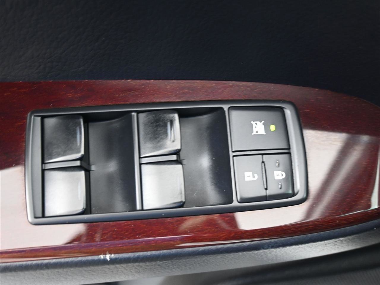Used 2016 Lexus GX 460 Luxury AWD/4WD image 16