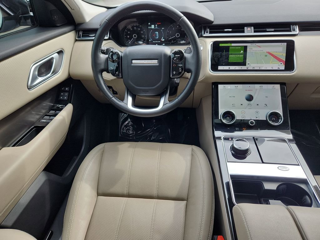 Used 2019 Land Rover Range Rover Velar S image 4