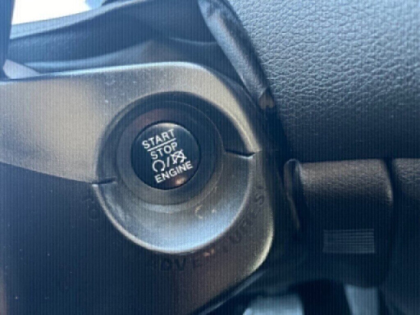 Used 2018 Jeep Renegade Sport w/ Power & Air Group image 17