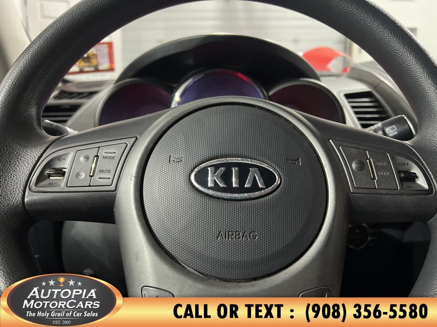 Used 2010 Kia Soul + w/ Audio Pkg FWD image 18