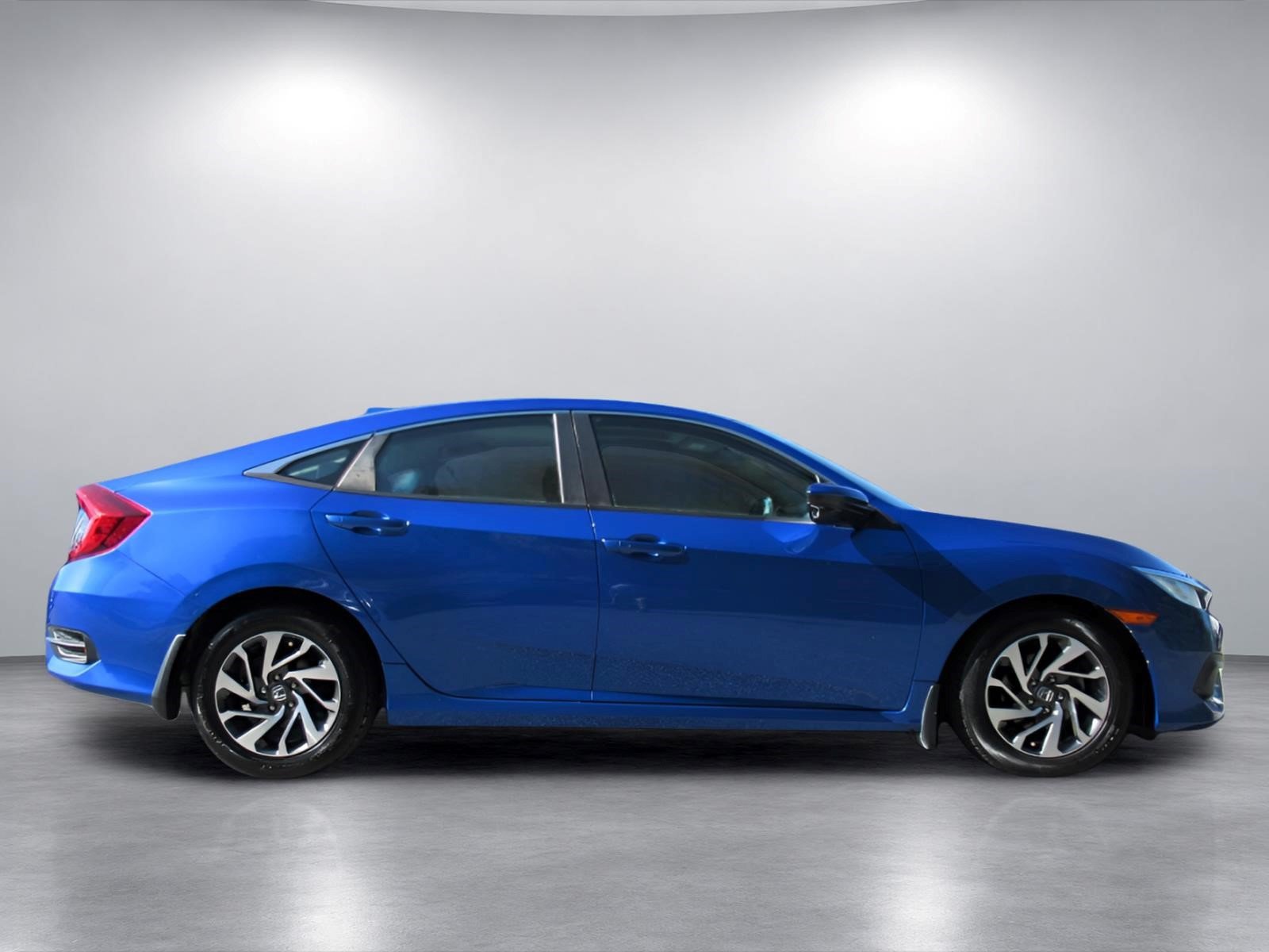 Used 2017 Honda Civic EX image 2