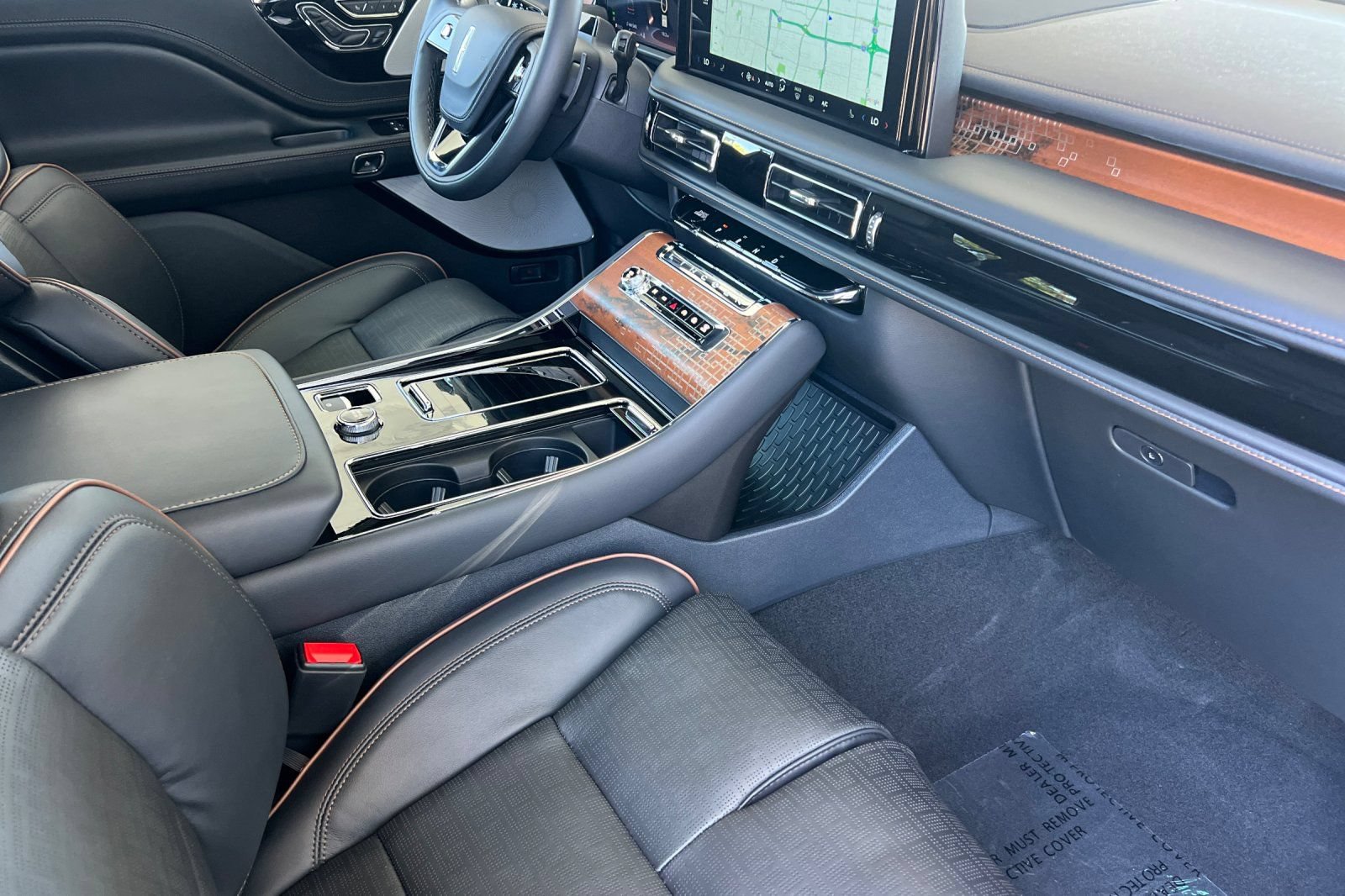 New 2026 Lincoln Aviator Black Label w/ Jet Appearance Package AWD/4WD image 14