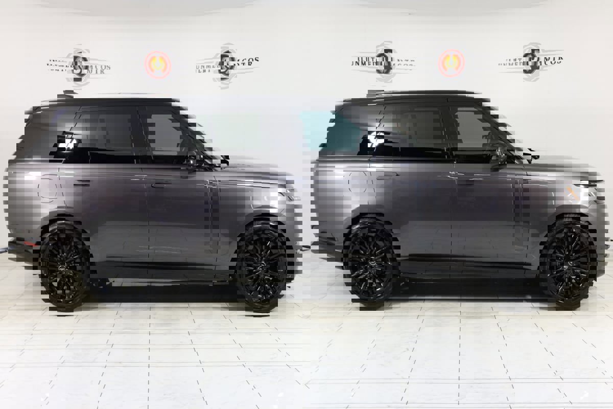 Used 2022 Land Rover Range Rover Long Wheelbase First Edition image 2