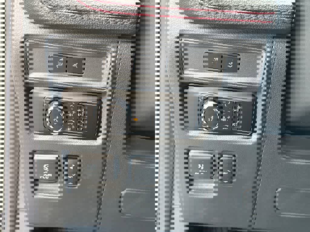 New 2024 Ford Expedition Limited image 32