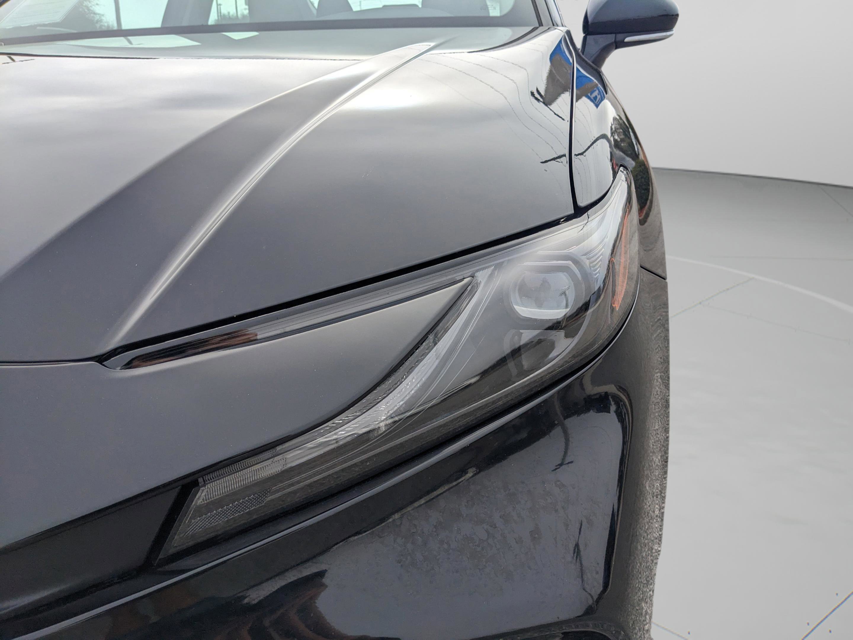 Used 2025 Toyota Camry LE image 10