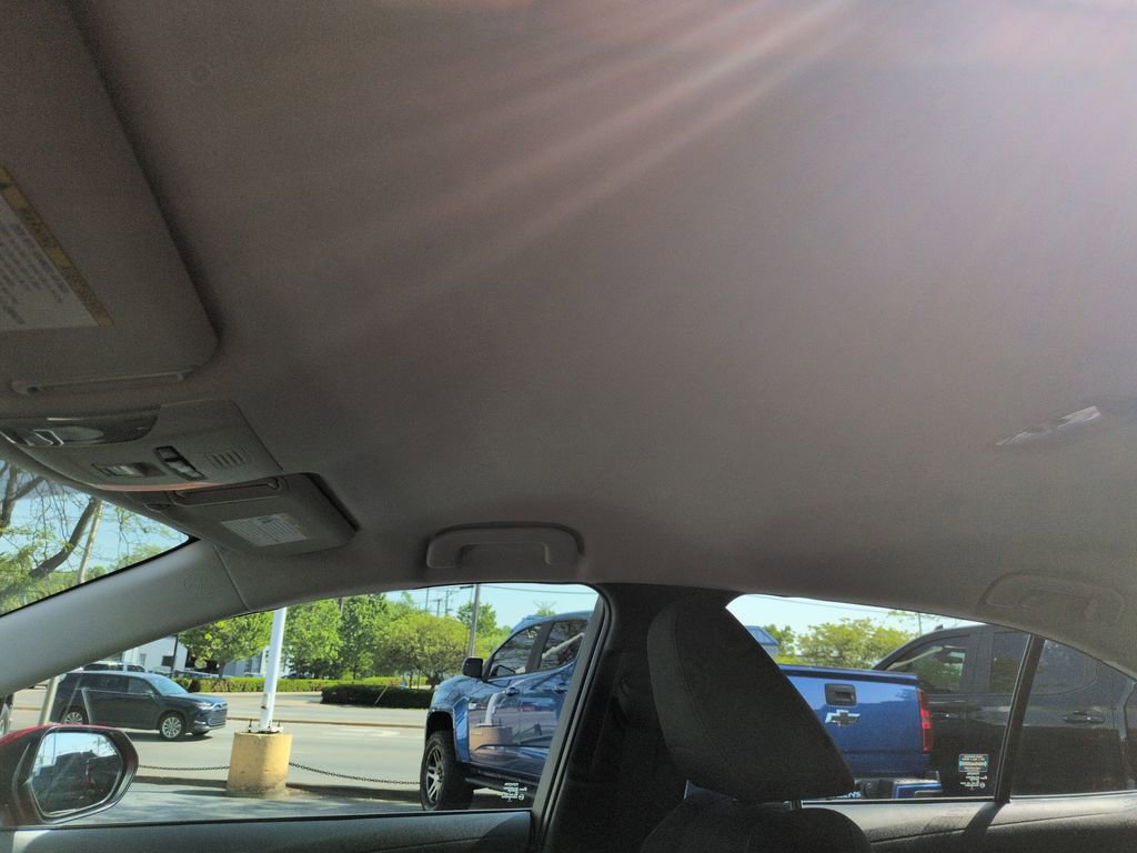 Used 2021 Toyota Corolla LE FWD image 21