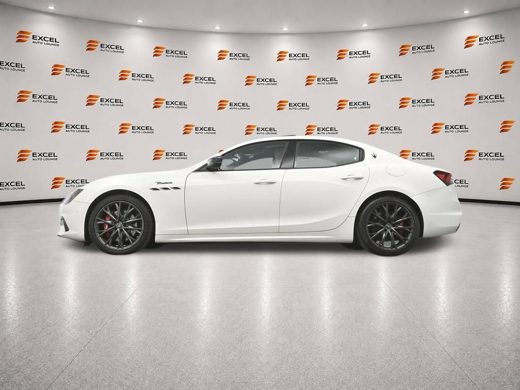 Used 2022 Maserati Ghibli Modena RWD image 48