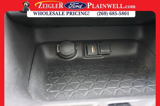 Used 2022 Toyota RAV4 XLE image 22