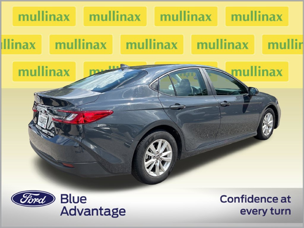 Used 2025 Toyota Camry LE FWD image 2