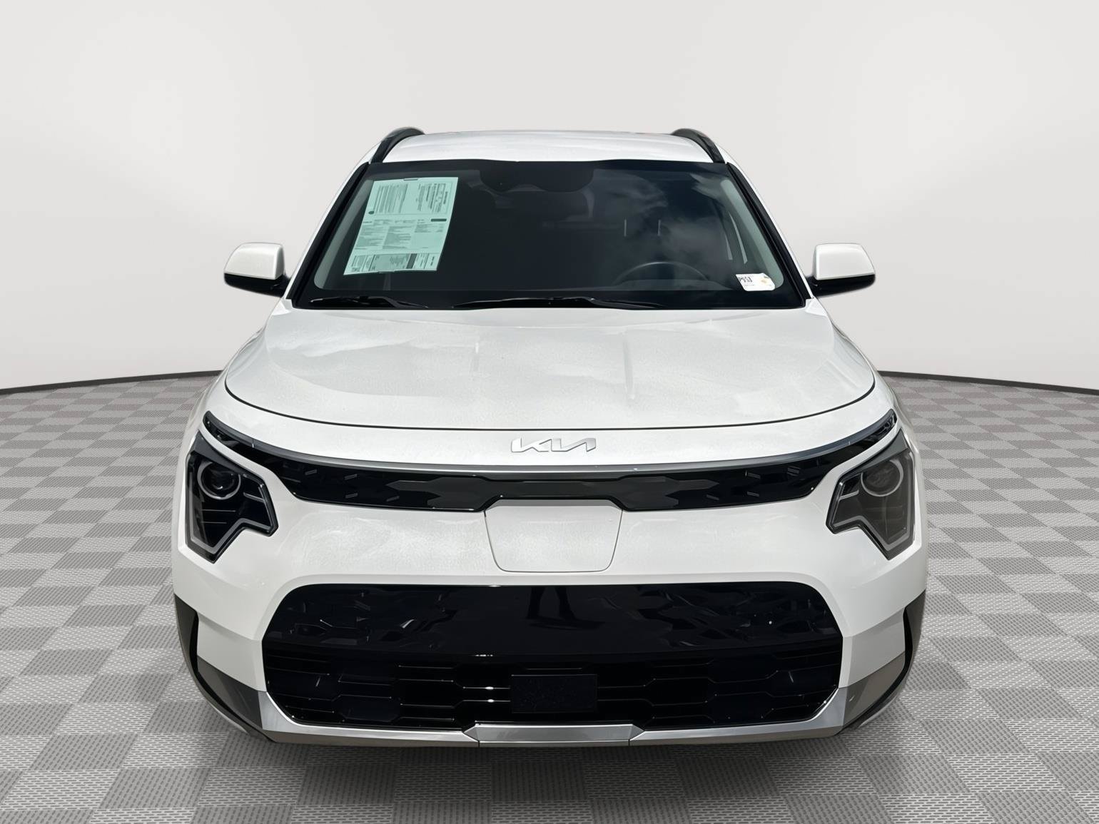Used 2024 Kia Niro Wind FWD image 2