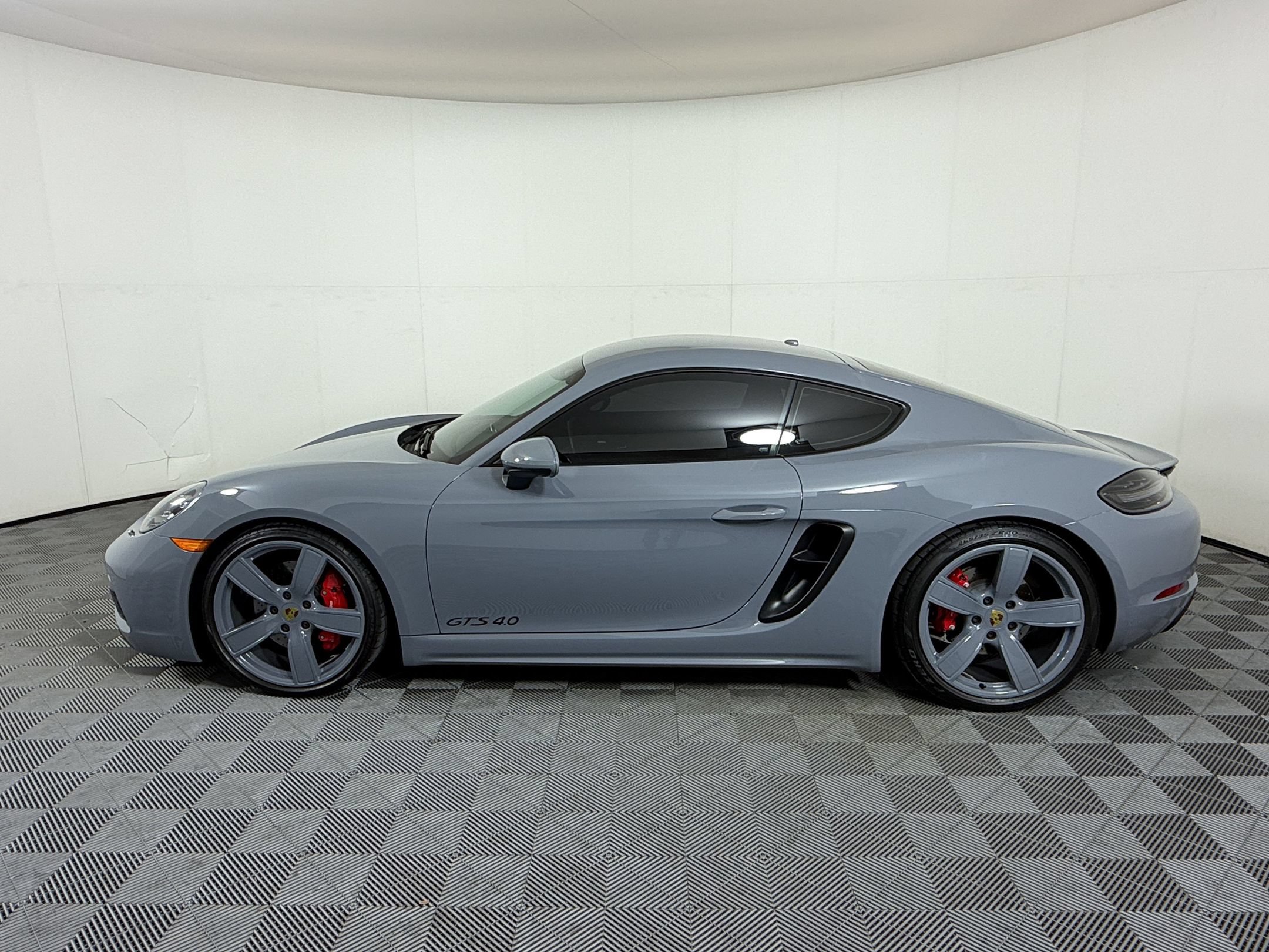 Certified 2023 Porsche 718 Cayman GTS RWD image 2