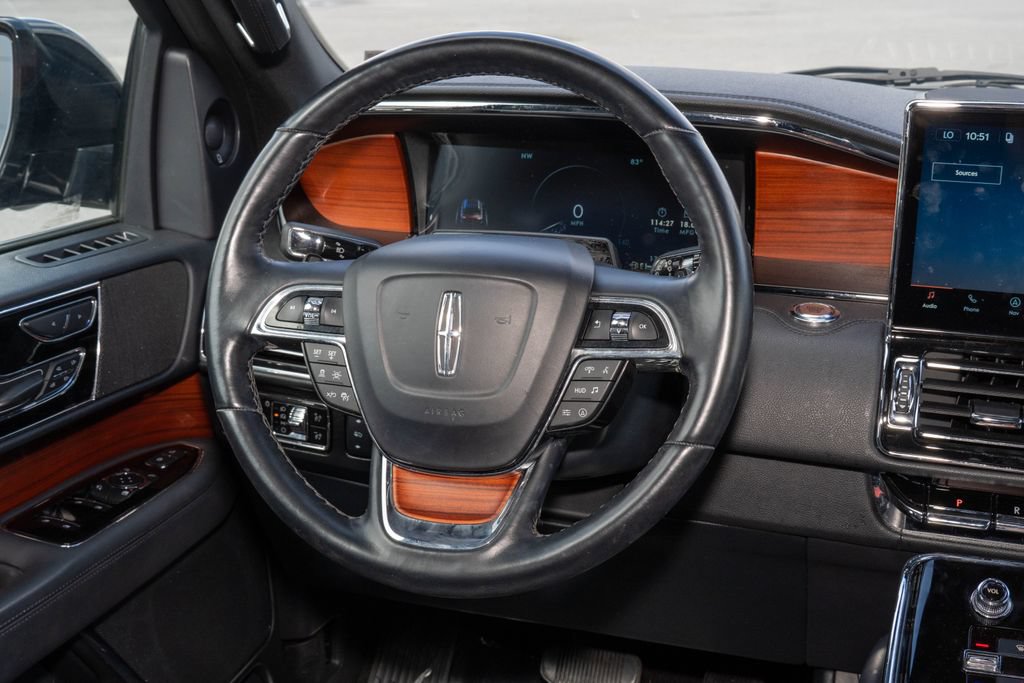 Used 2024 Lincoln Navigator Reserve AWD/4WD image 20