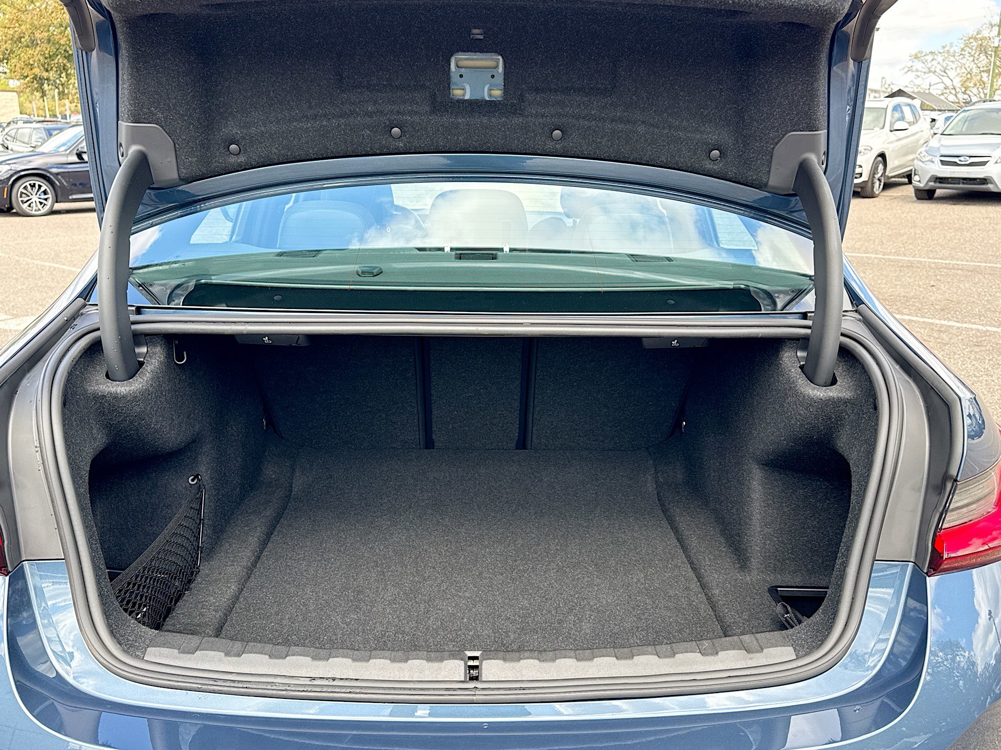 Used 2025 BMW 330i Sedan image 12