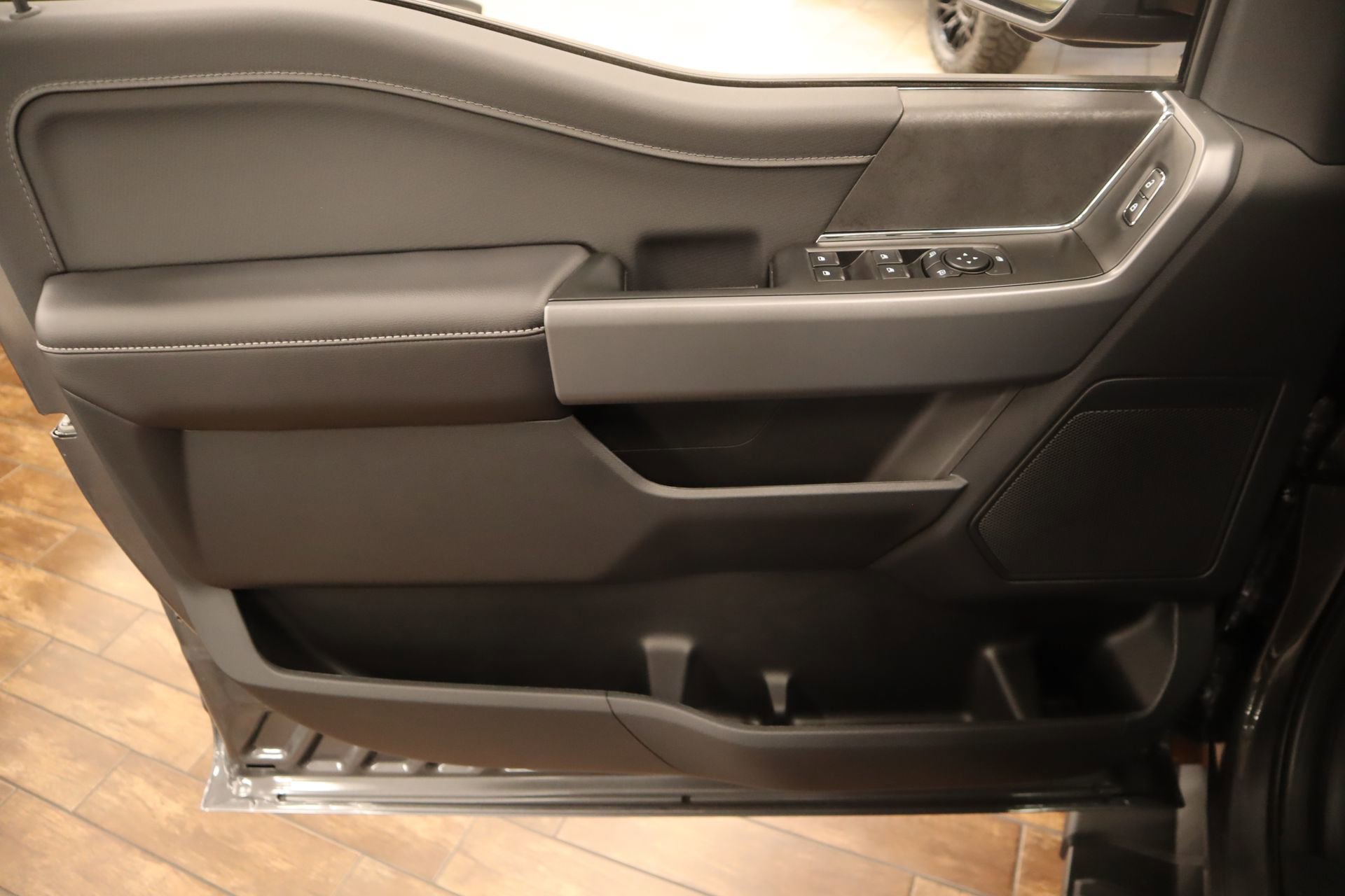 New 2026 Ford F150 XLT AWD/4WD image 17