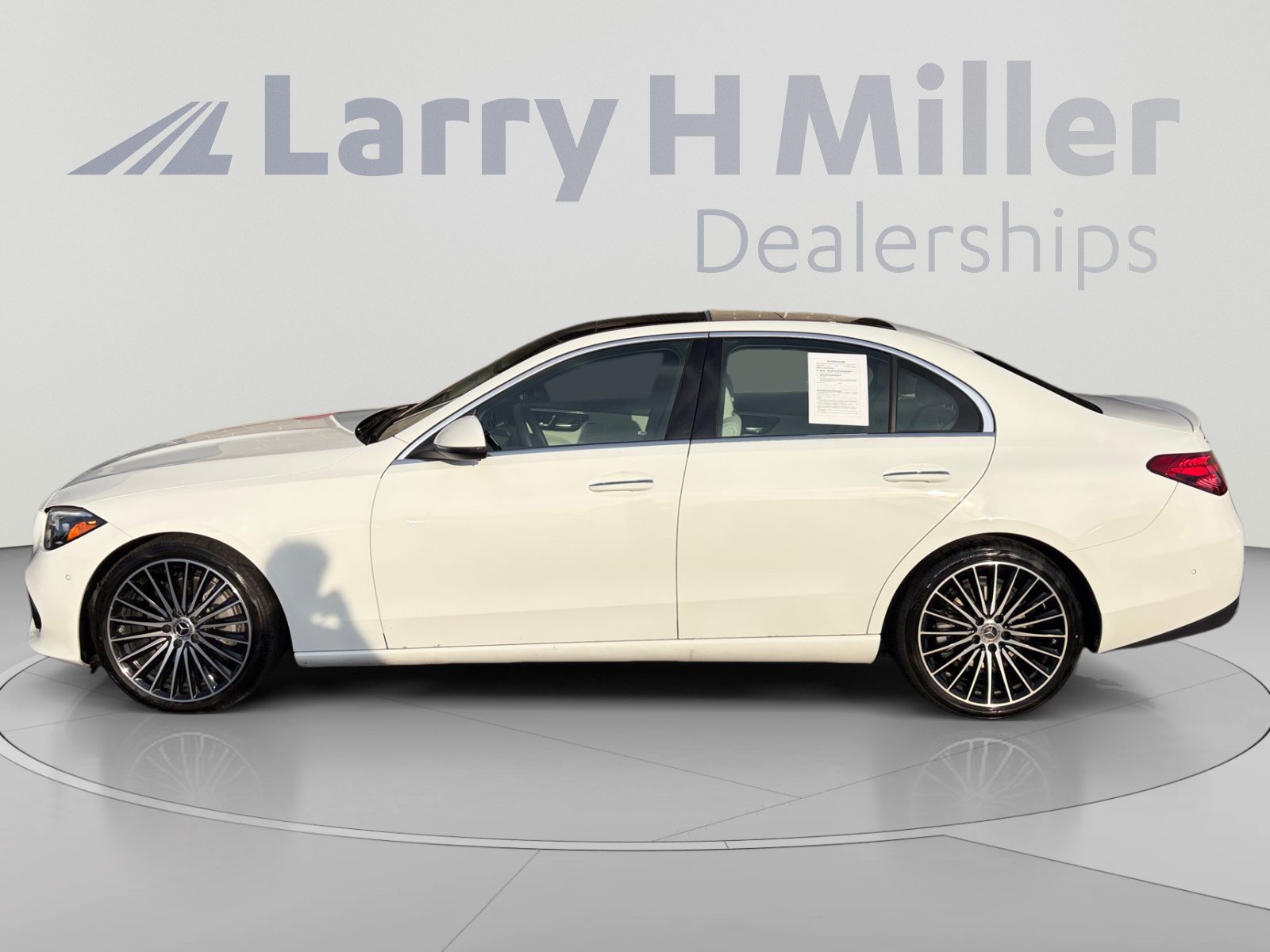 Used 2026 Mercedes-Benz C 300 4MATIC Sedan image 3