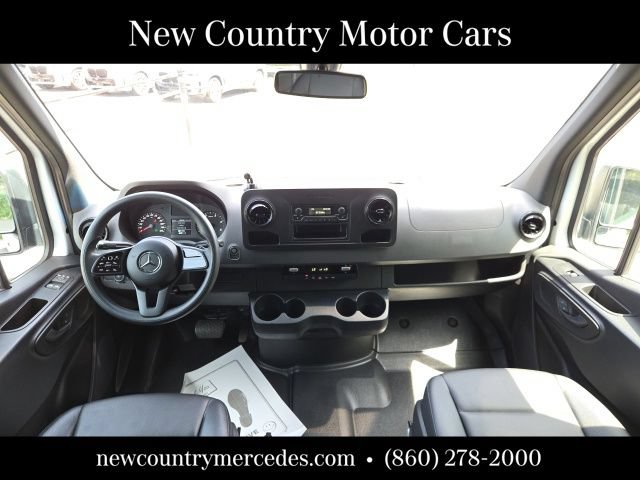 Used 2023 Mercedes-Benz Sprinter 2500 image 14