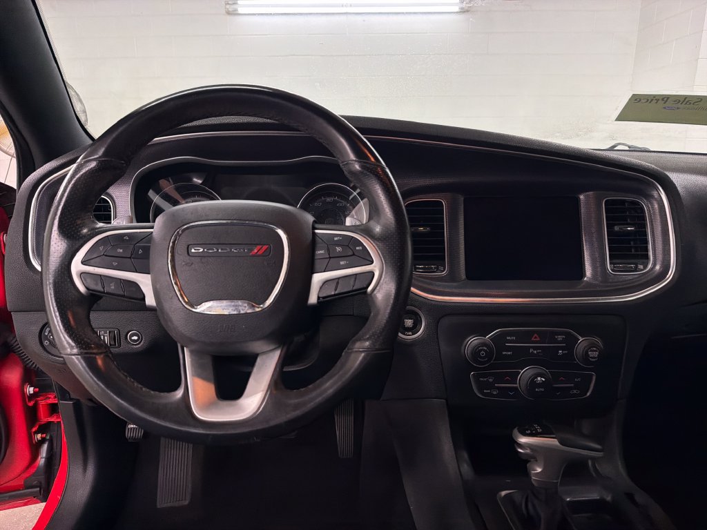 Used 2018 Dodge Charger R/T RWD image 9